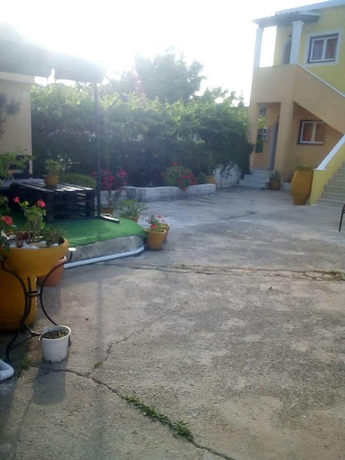 Chrysanthi Melitsa Apts. Sidárion Exterior photo